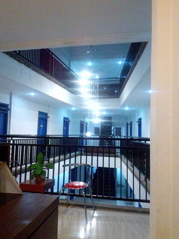 Zameena Guest House Cimahi Esterno foto