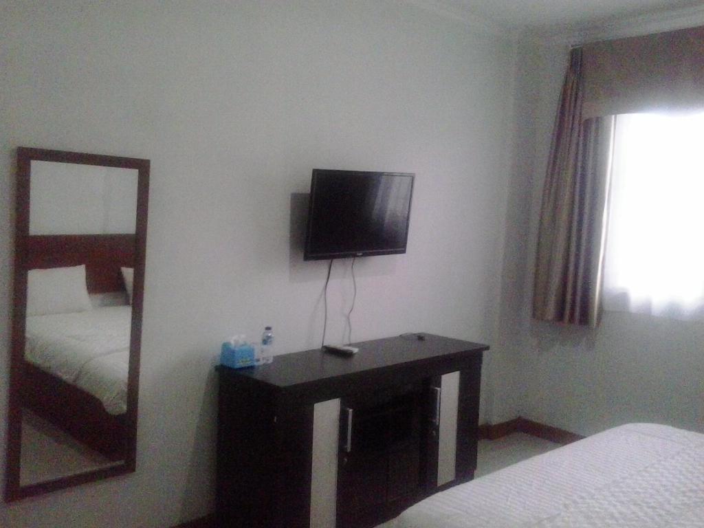 Zameena Guest House Cimahi Esterno foto