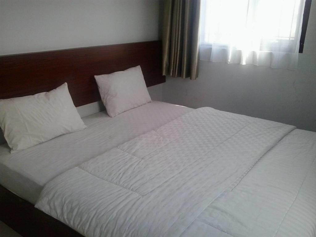 Zameena Guest House Cimahi Esterno foto