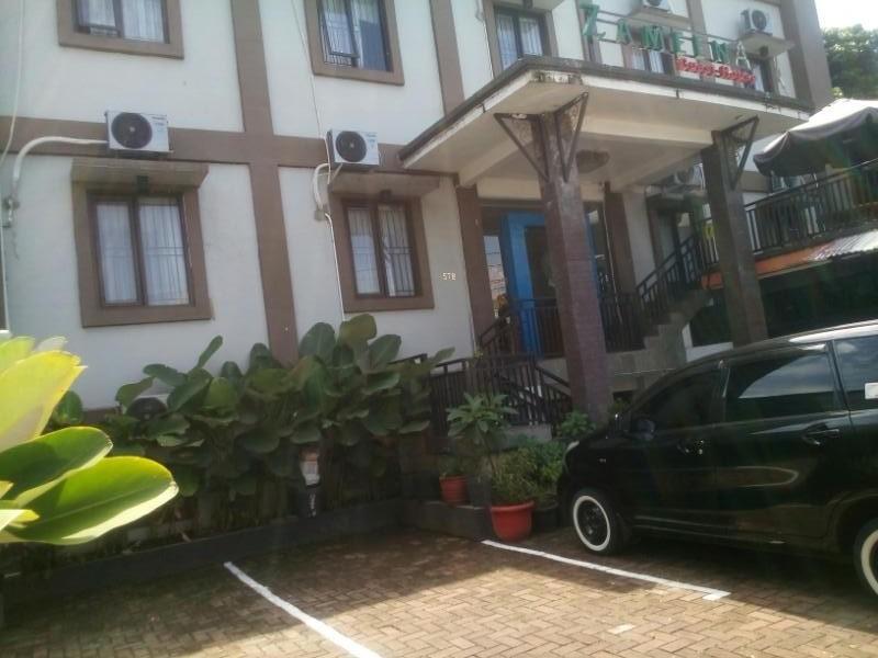 Zameena Guest House Cimahi Esterno foto