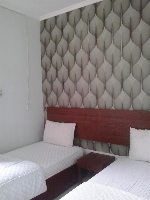 Zameena Guest House Cimahi Esterno foto